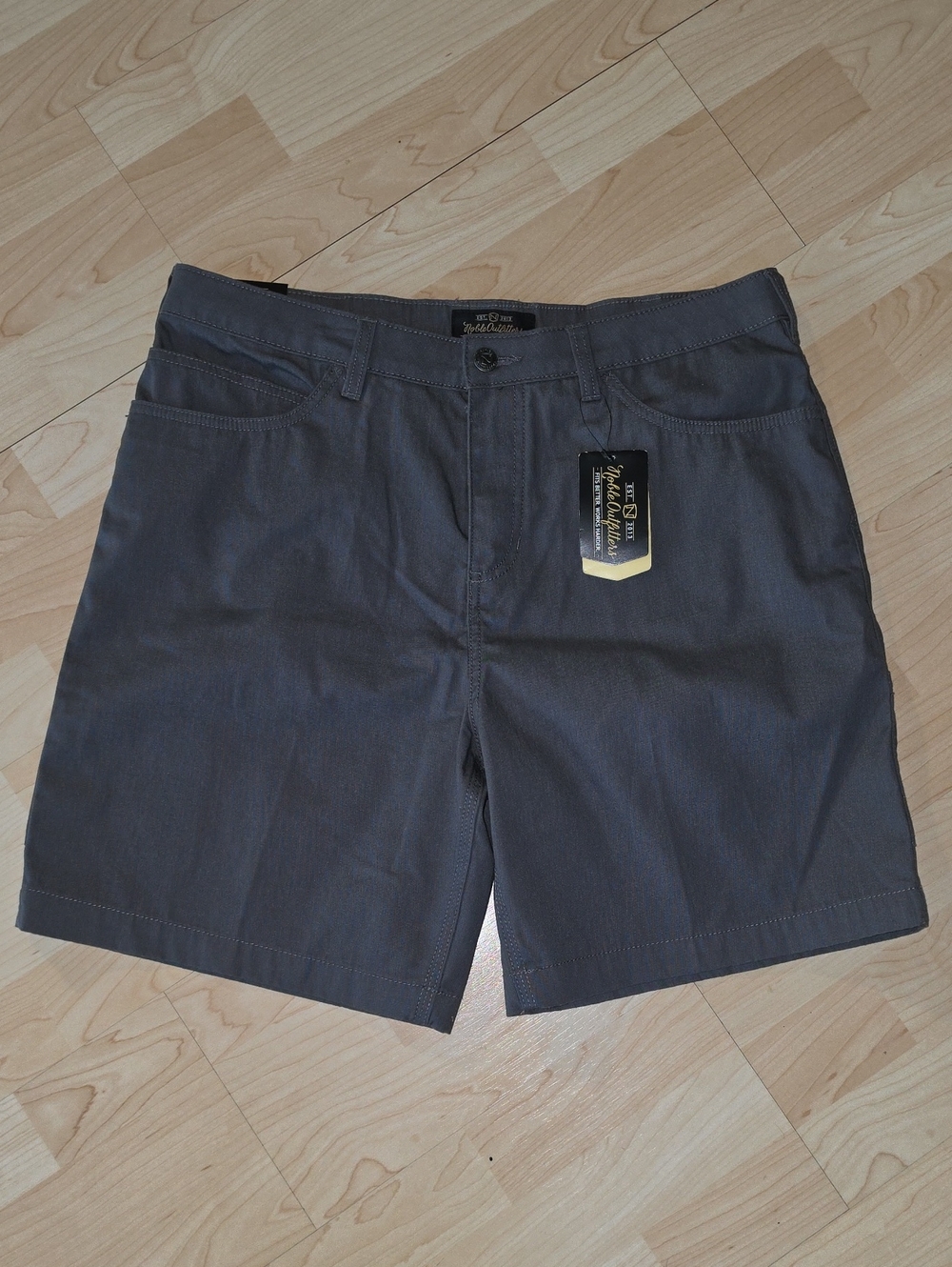 Noble Outfitters Women's Wolf Gray Flex Canvas Cargo Shorts Size 12